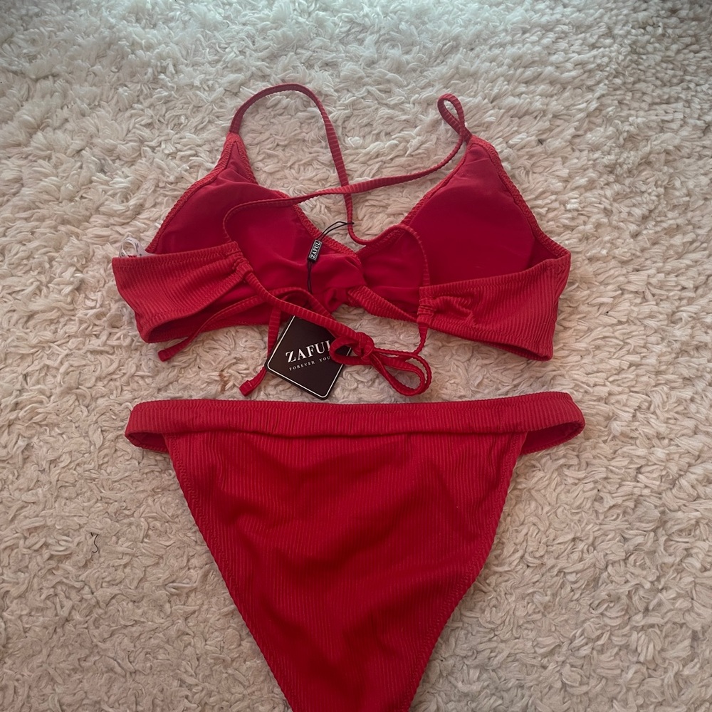 Zaful Vibrant Red Ribbed Bikini - Picture 6 of 9